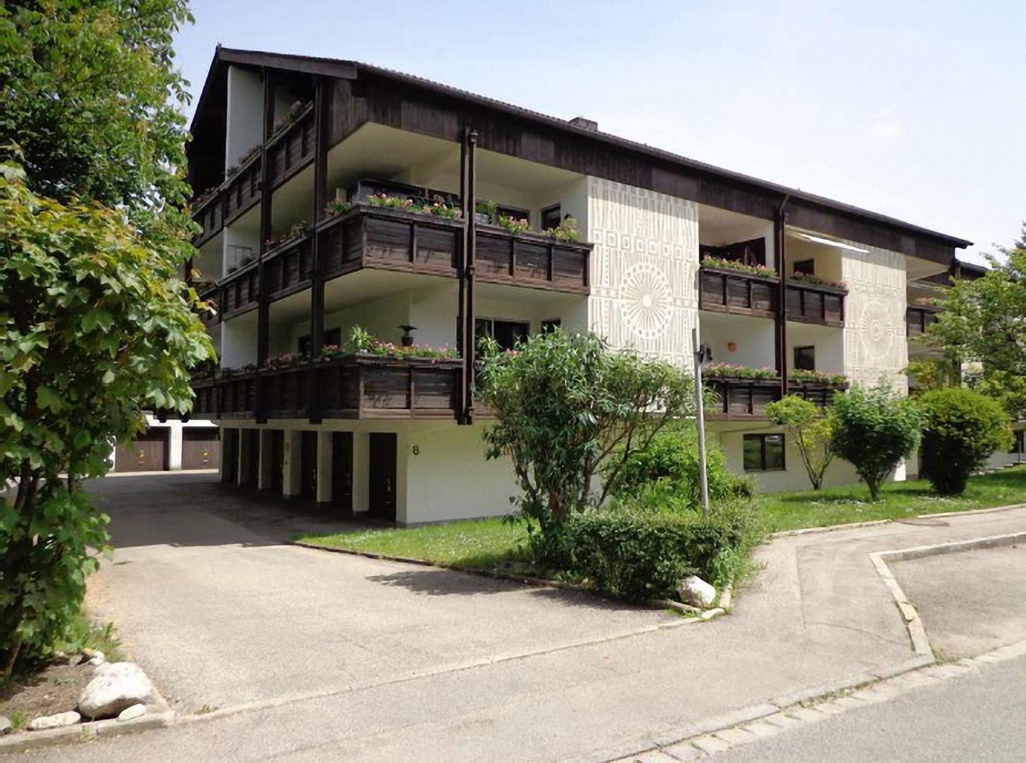 Schnuckeliges Appartement In Prien Am Chiemsee Exterior foto