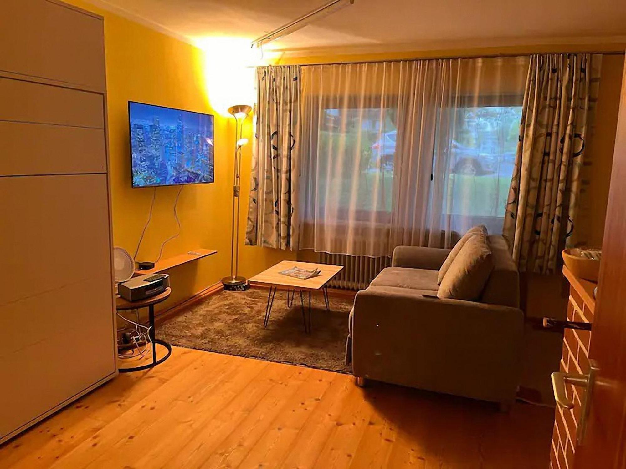 Schnuckeliges Appartement In Prien Am Chiemsee Exterior foto